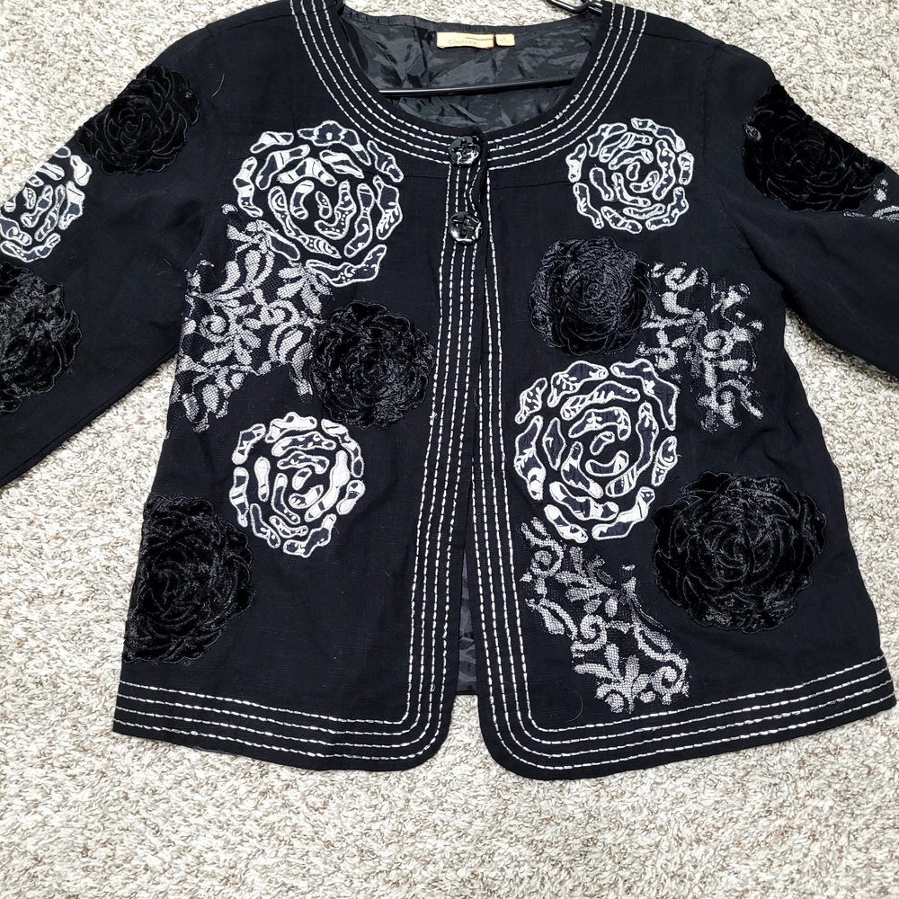 Choices Black and White Embroidered Jacket